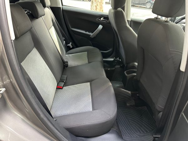 Peugeot 208 1.6 Allure - Imagen 8