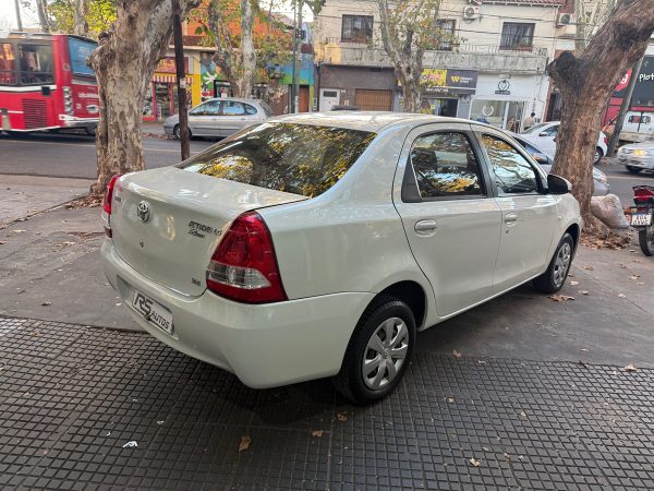 Toyota Etios 1.5 Sedan Xs - Imagen 5
