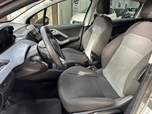 Peugeot 208 1.6 Allure - Imagen 11