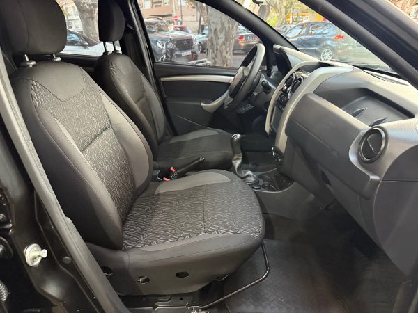 Renault Duster Oroch 1.6 Outsider - Imagen 14