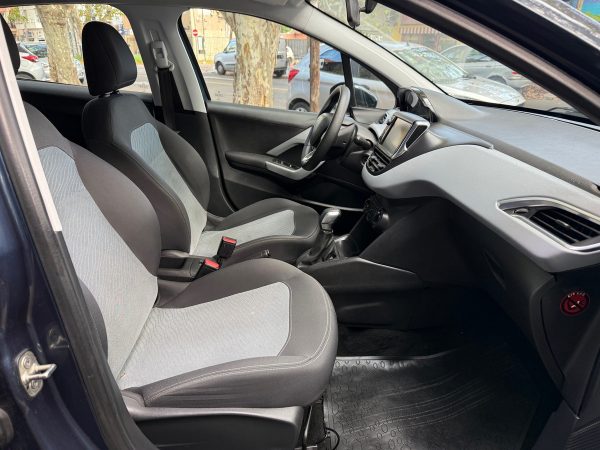 Peugeot 208 1.5 Allure Touchscreen - Imagen 10