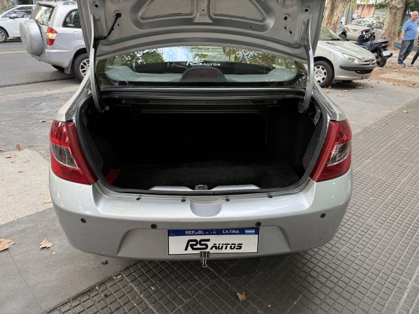 Renault Symbol 1.6 Luxe - Imagen 7