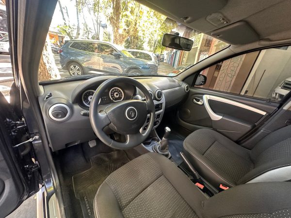 Renault Sandero Stepway 1.6 Confort - Imagen 10