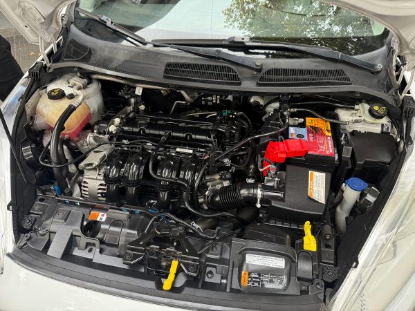 Ford Fiesta Kinetic 1.6 Se 120cv - Imagen 21