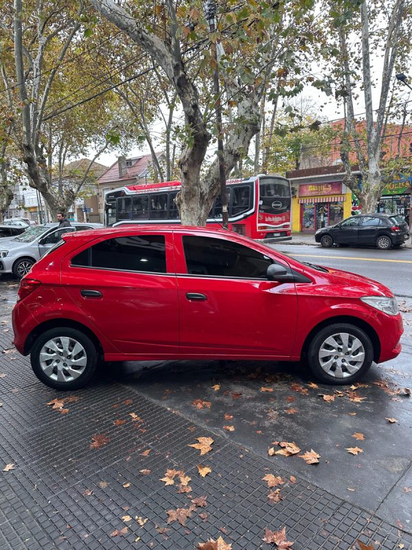 Chevrolet Onix 1.4 Lt 98cv - Imagen 6