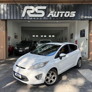 Ford Fiesta Kinetic 1.6 Design 120cv Titanium