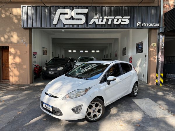 Ford Fiesta Kinetic 1.6 Design 120cv Titanium