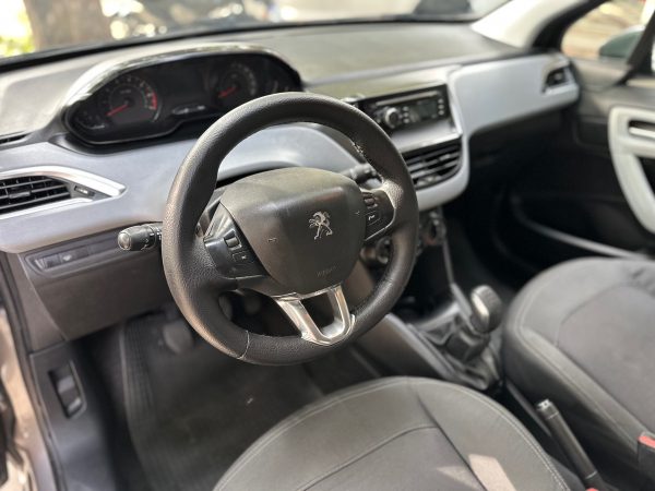 Peugeot 208 1.6 Allure - Imagen 15