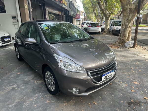 Peugeot 208 1.6 Allure - Imagen 2