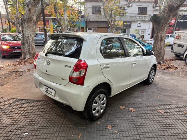 Toyota Etios 1.5 Xs - Imagen 3