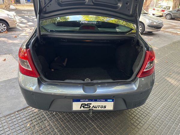 Renault Symbol 1.6 Connection - Imagen 7