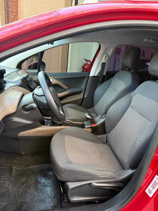 Peugeot 2008 1.6 Active - Imagen 13
