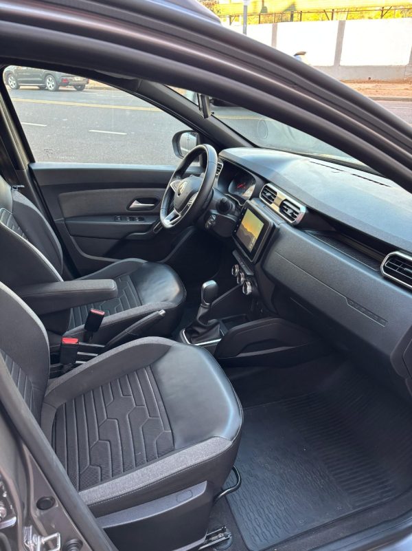 Renault Duster 1.3 Tce Turbo Iconic Cvt - Imagen 11