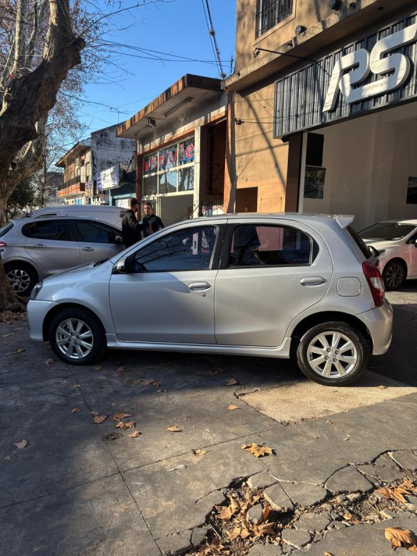 Toyota Etios 1.5 Xls At - Imagen 7