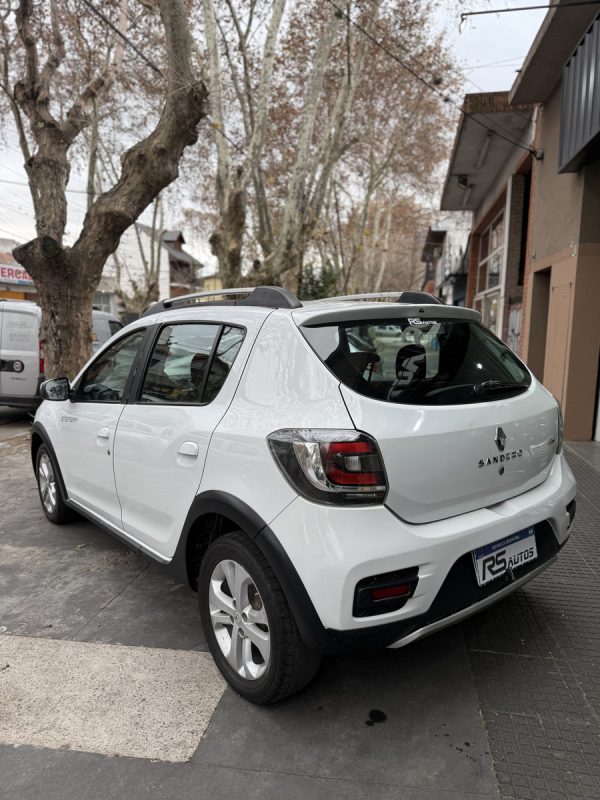 Renault Sandero Stepway 1.6 Dynamique 105cv - Imagen 3