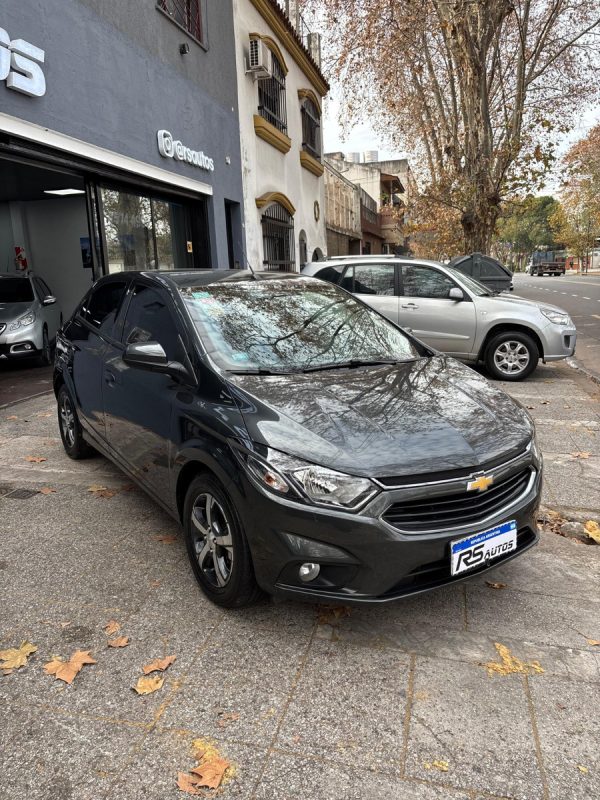 Chevrolet Onix 1.4 Ltz At 98cv - Imagen 4