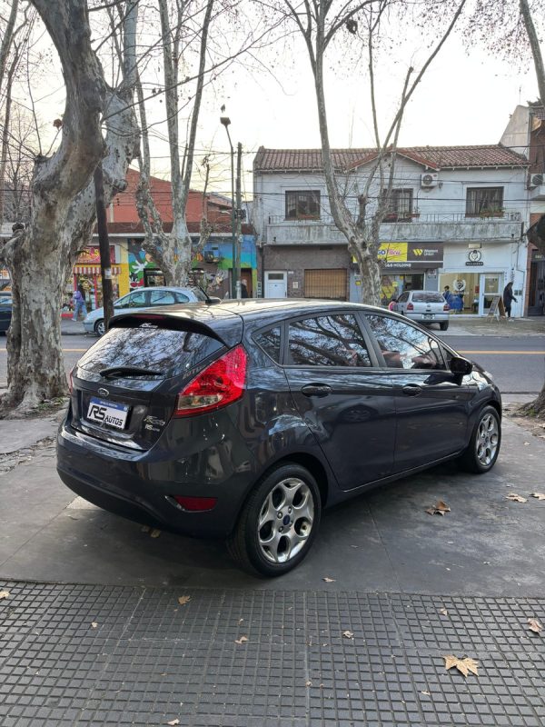 Ford Fiesta Kinetic 1.6 Design 120cv Titanium - Imagen 9