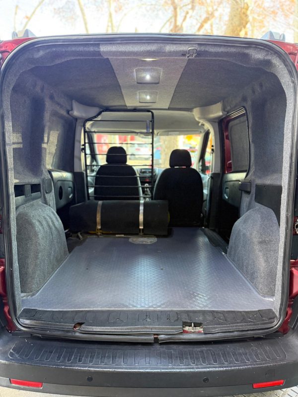 Fiat Doblo Cargo 1.4 Active - Imagen 8