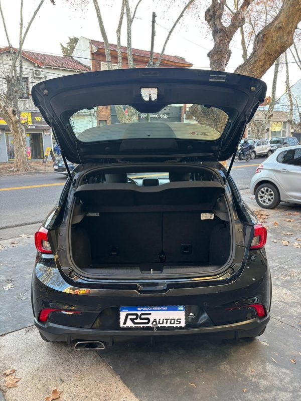Fiat Argo 1.8 Hgt - Imagen 4