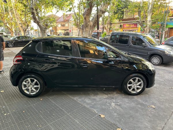 Peugeot 208 1.5 Allure Touchscreen - Imagen 4