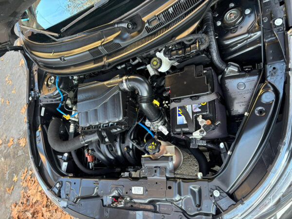 Fiat Argo 1.8 Hgt - Imagen 17
