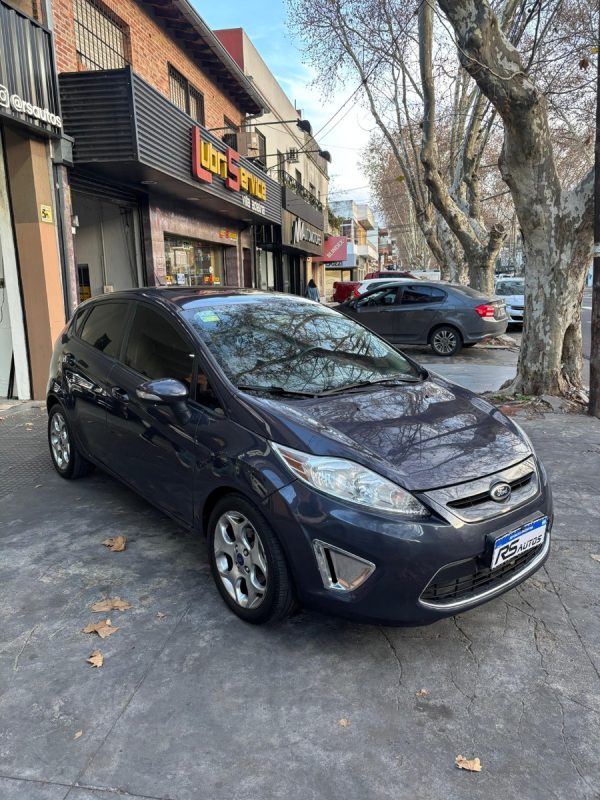 Ford Fiesta Kinetic 1.6 Design 120cv Titanium - Imagen 4