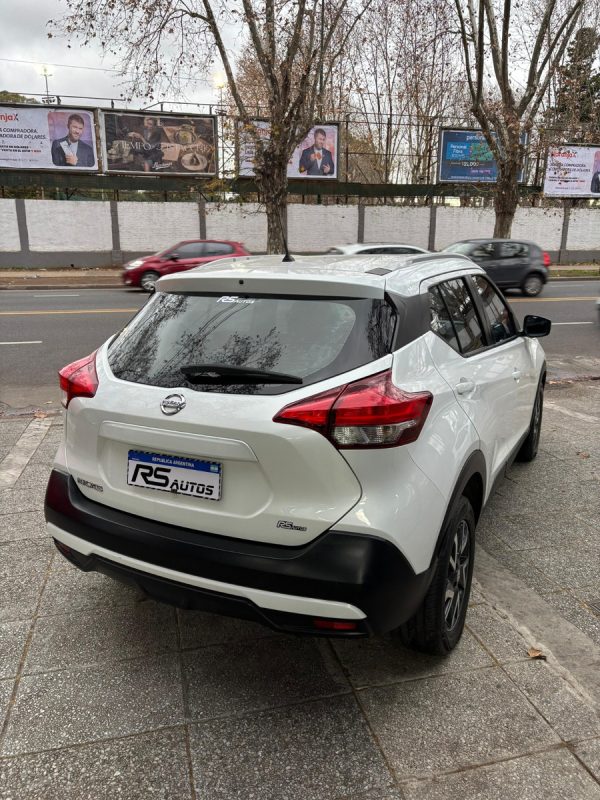 Nissan Kicks 1.6 Sense - Imagen 12