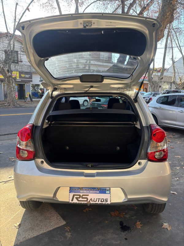 Toyota Etios 1.5 Xls At - Imagen 10
