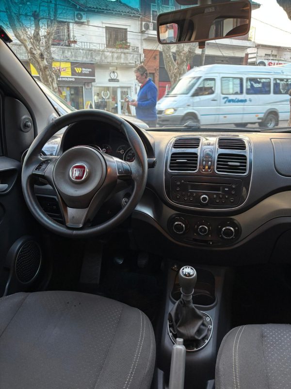 Fiat Grand Siena 1.4 Attractive 87cv - Imagen 3