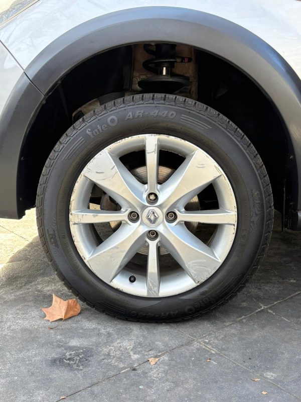Renault Sandero Stepway 1.6 Confort 105cv - Imagen 9