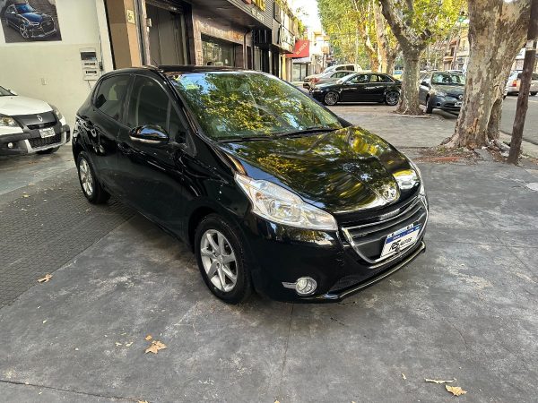 Peugeot 208 1.5 Allure Touchscreen - Imagen 3