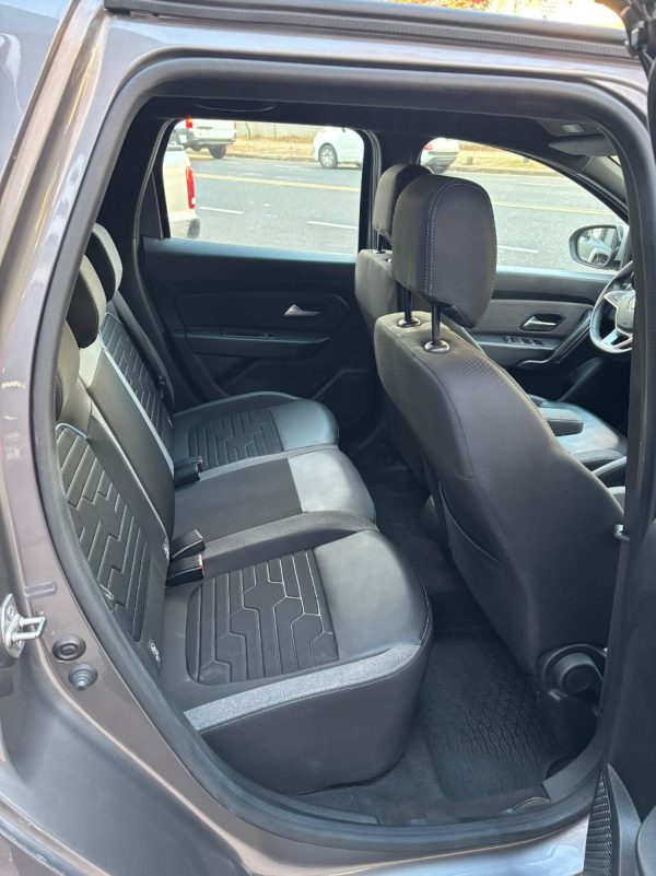 Renault Duster 1.3 Tce Turbo Iconic Cvt - Imagen 9