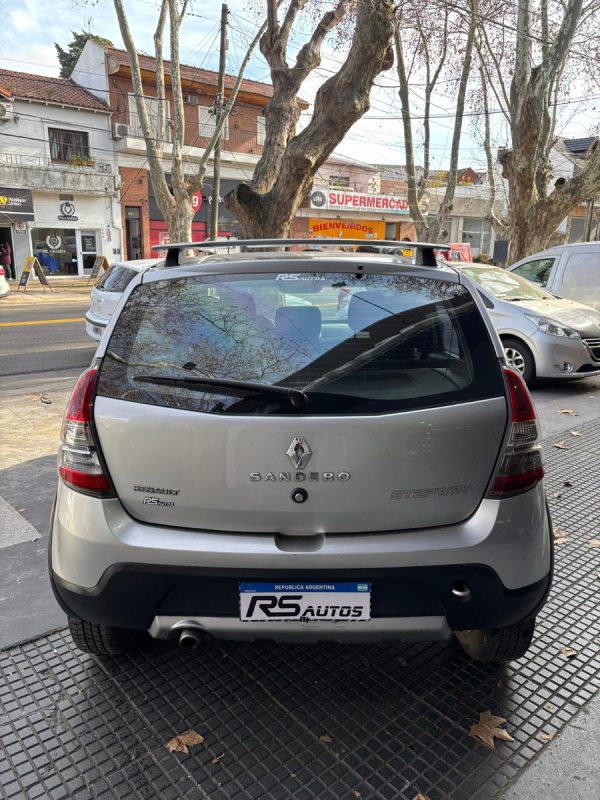 Renault Sandero Stepway 1.6 Confort 105cv - Imagen 7