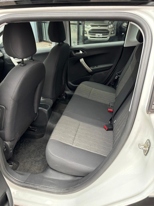 Peugeot 2008 1.6 Allure - Imagen 16