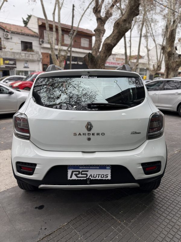 Renault Sandero Stepway 1.6 Dynamique 105cv - Imagen 4