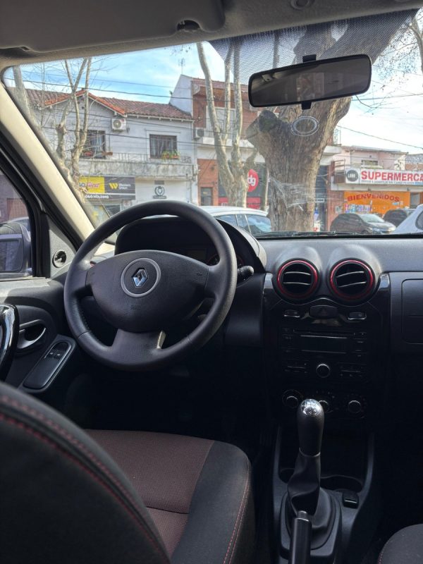 Renault Sandero Stepway 1.6 Confort 105cv - Imagen 15
