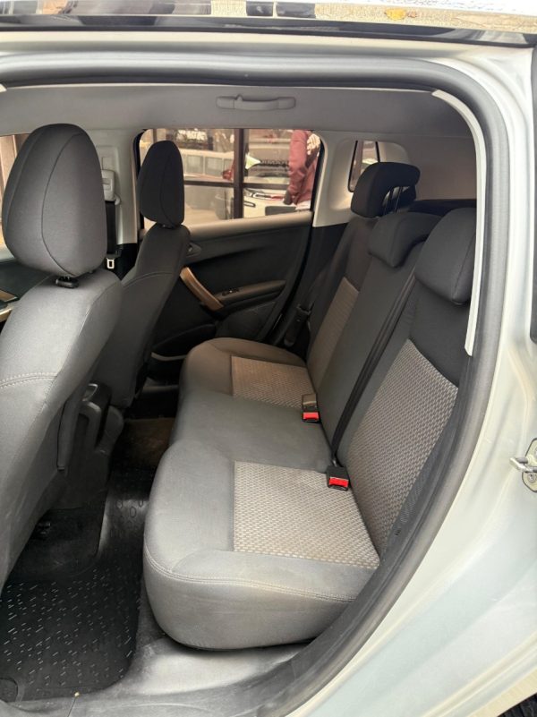 Peugeot 2008 1.6 Active - Imagen 17