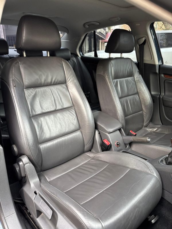 Volkswagen Vento 2.5 Luxury Wood - Imagen 16