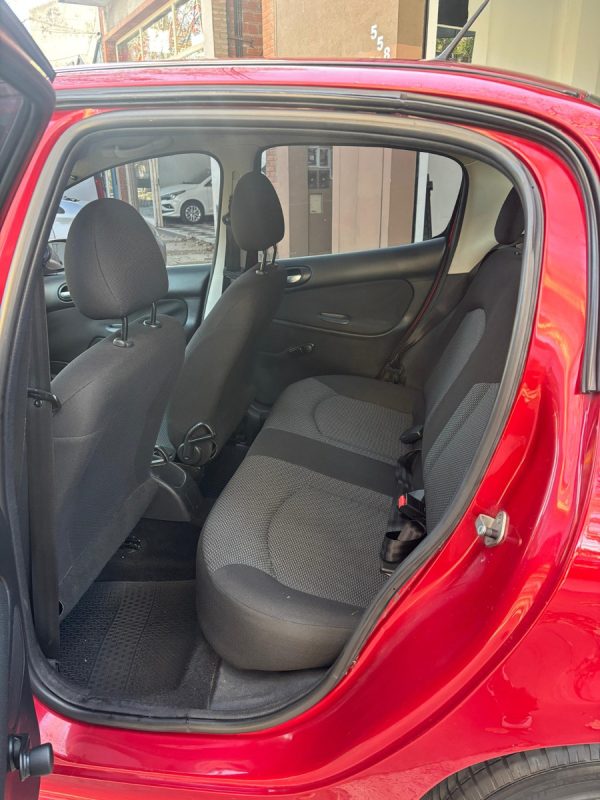 Peugeot 207 1.4 Sedan Xs - Imagen 22