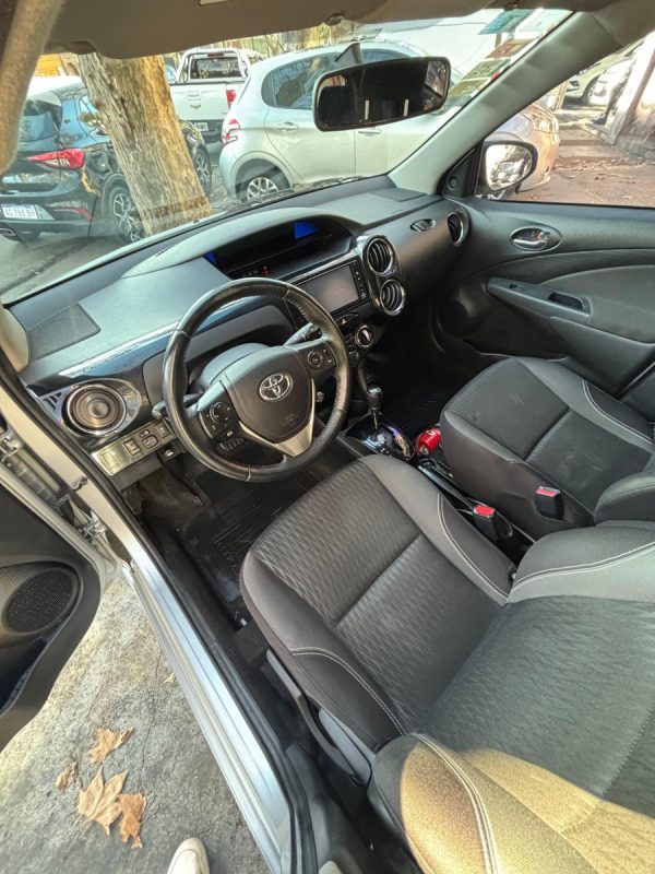 Toyota Etios 1.5 Xls At - Imagen 12