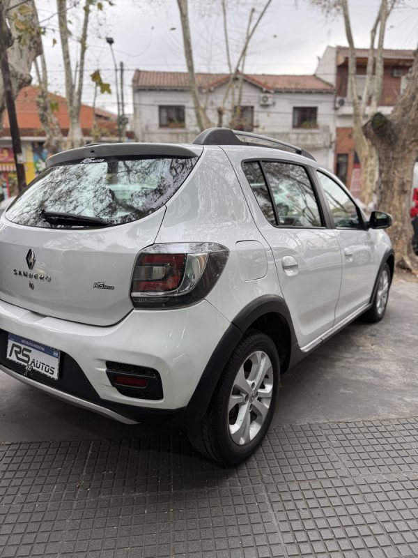 Renault Sandero Stepway 1.6 Dynamique 105cv - Imagen 5