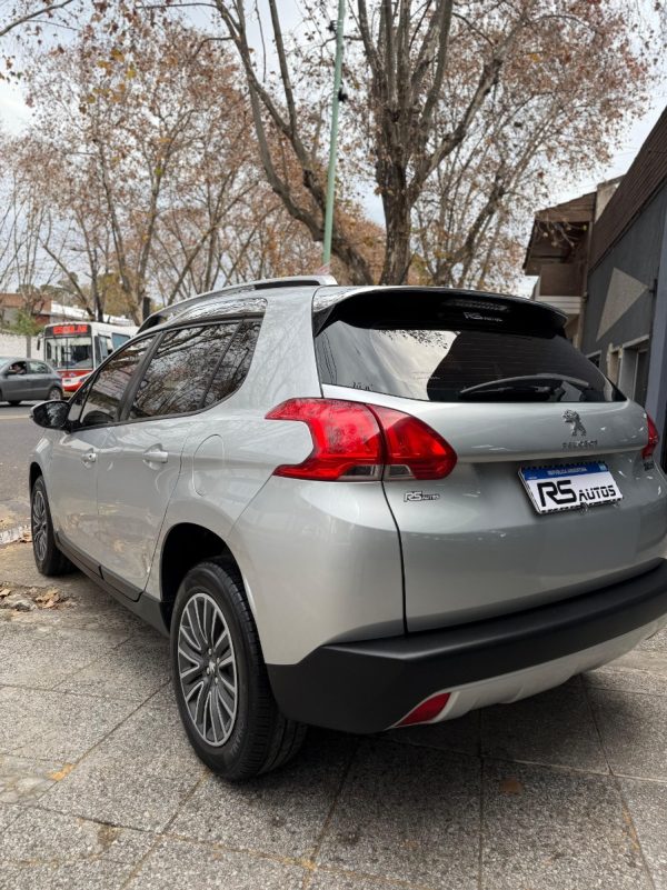 Peugeot 2008 1.6 Active - Imagen 7