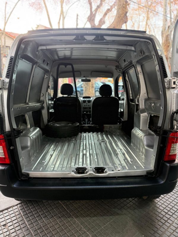 Citroën Berlingo 1.6 Hdi 92 Bussines - Imagen 12