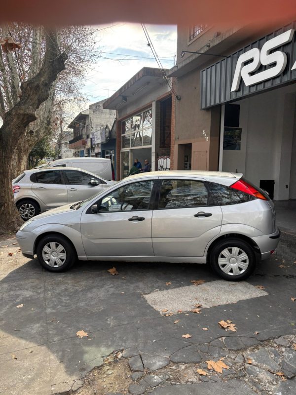 Ford Focus 1.6 One Ambiente Mp3 - Imagen 8