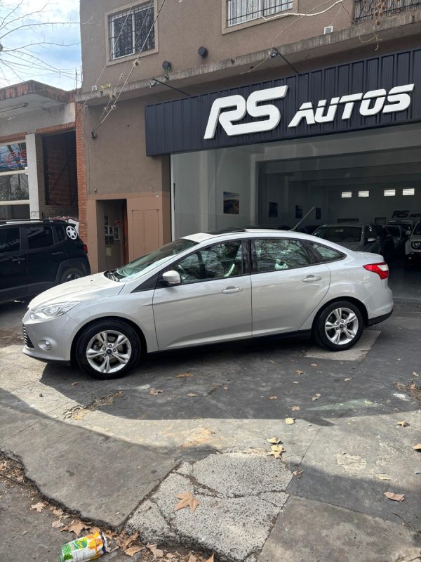 Ford Focus Iii 2.0 Sedan Se Plus At6 - Imagen 4