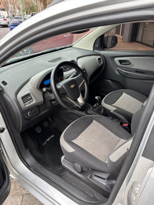 Chevrolet Spin 1.8 Lt 5as 105cv - Imagen 10