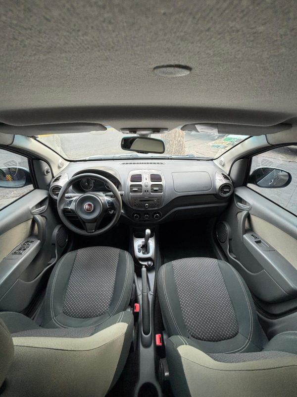 Fiat Grand Siena 1.6 Essence Dualogic 115cv - Imagen 18