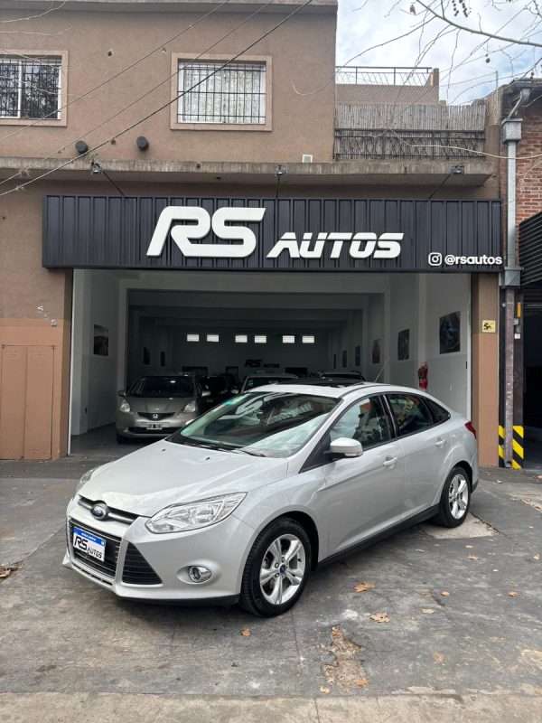 Ford Focus Iii 2.0 Sedan Se Plus At6
