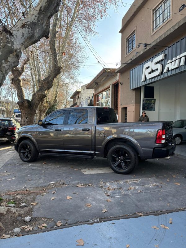Ram 1500 5.7 Laramie Atx V8 - Imagen 12