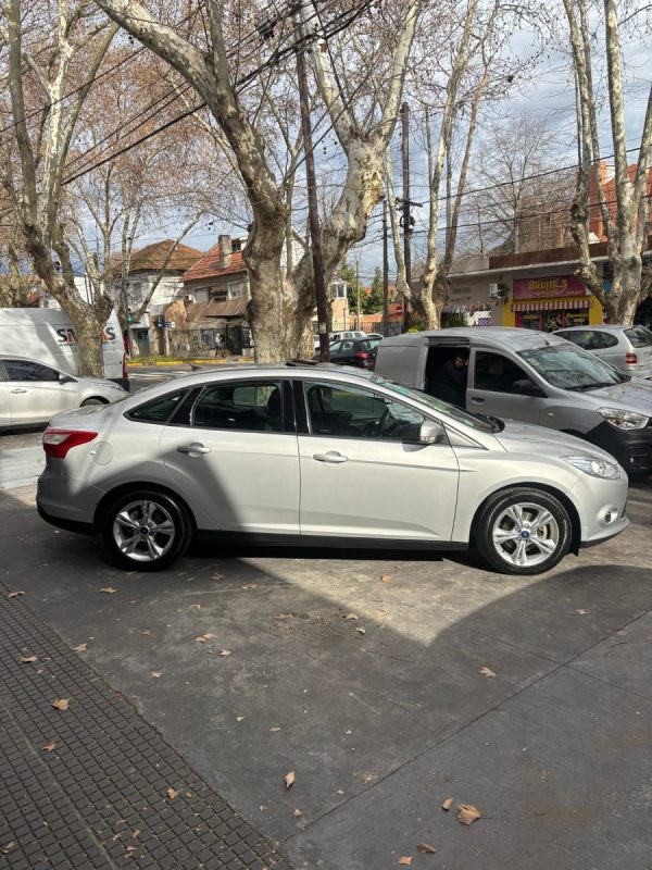 Ford Focus Iii 2.0 Sedan Se Plus At6 - Imagen 5